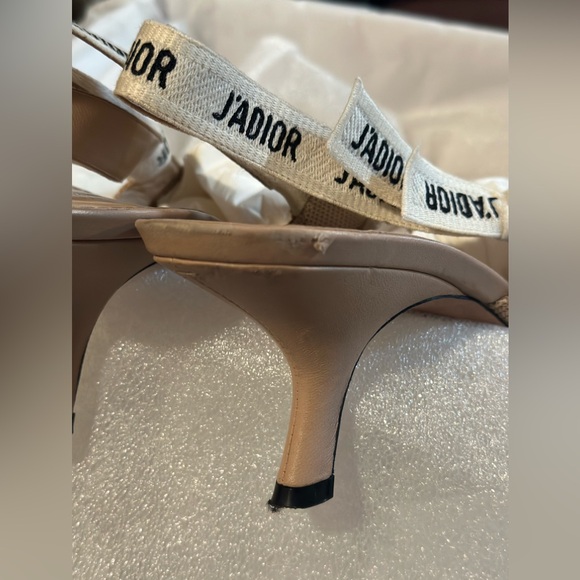 DIOR KITTEN HEELS - Picture 4 of 11